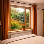 Derrynane Bay House B&B 카헤르다니엘