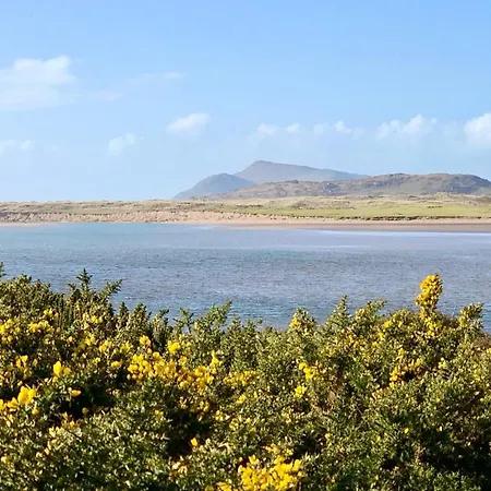 Derrynane Bay House Alojamento de Acomodação e Pequeno-almoço 3*