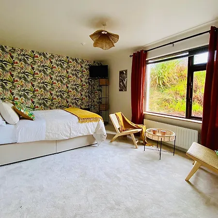 Alojamento de Acomodação e Pequeno-almoço Derrynane Bay House 3*